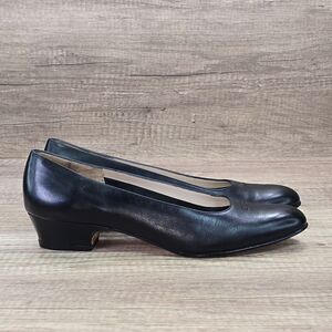 Salvatore Ferragamo Boutique Women's Size 9.5 2A Black Leather Shoes (48605 338)